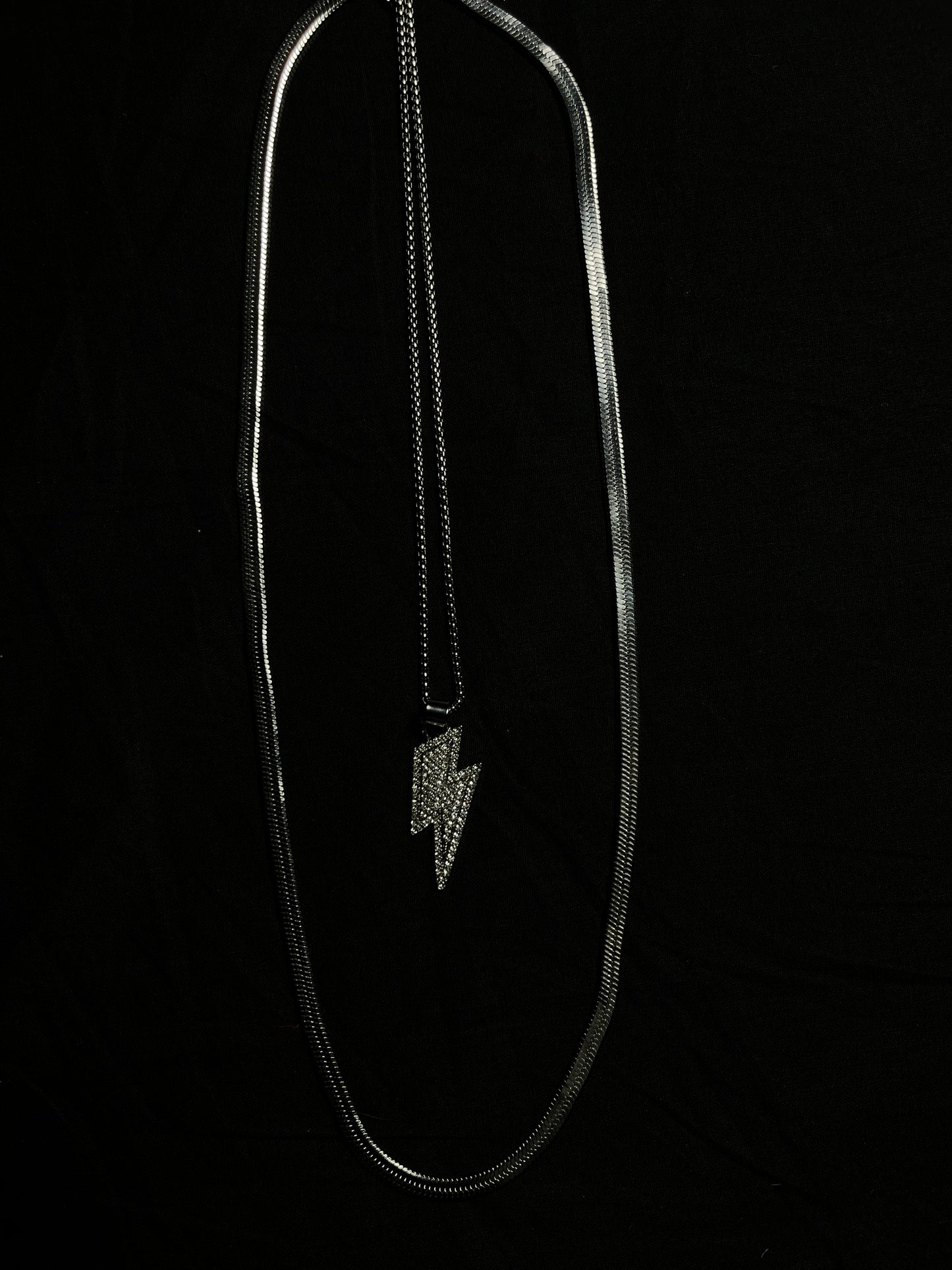 DAFFY COMBO SNAKE CHAIN & THUNDER LIGHTENING PENDANT - LIMITED EDITION COMBO PACK -